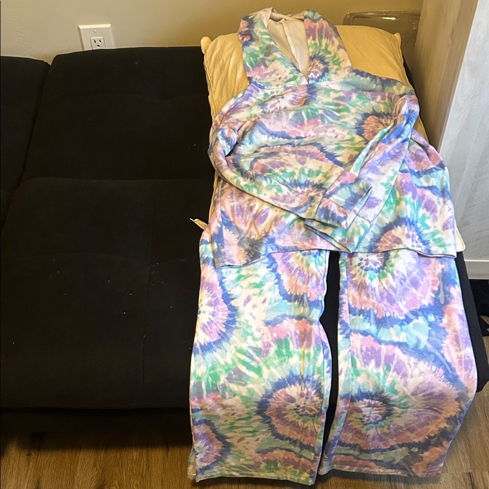 The Children's Place Blue and Pink Matching Sets Vibrant Tie-Dye